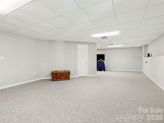 305 Ewarts Hill Road, Hendersonville, NC 28739