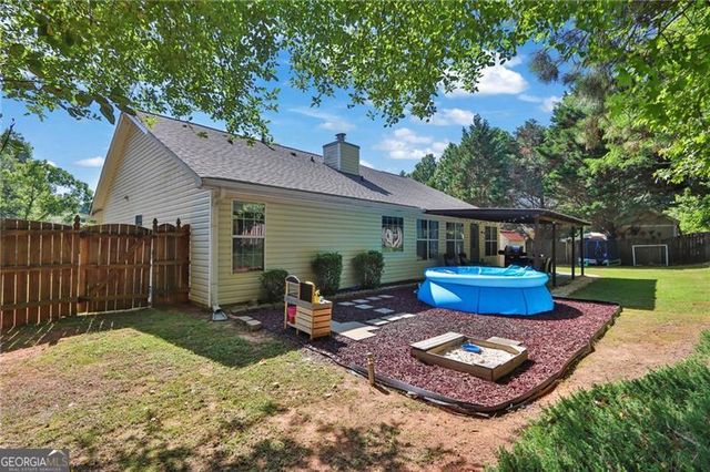3000 Ozora Farms Way, Loganville, GA 30052