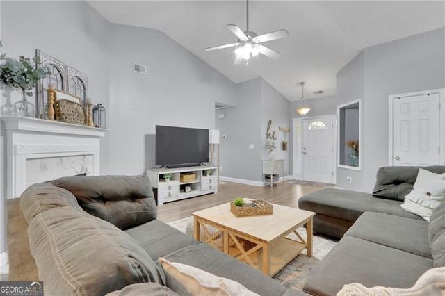 3000 Ozora Farms Way, Loganville, GA 30052