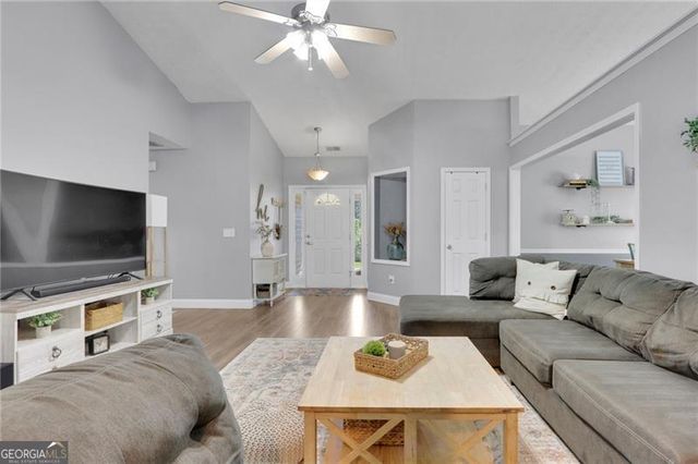 3000 Ozora Farms Way, Loganville, GA 30052