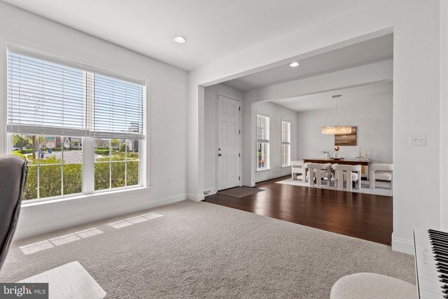 107 STONE RUN DR, Mechanicsburg, PA 17050