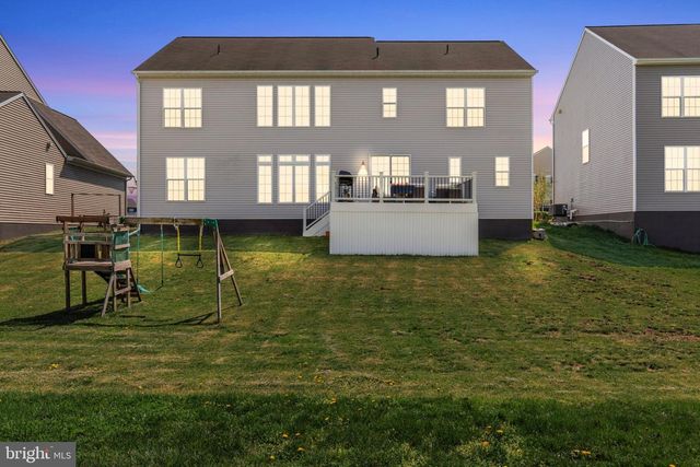 107 STONE RUN DR, Mechanicsburg, PA 17050