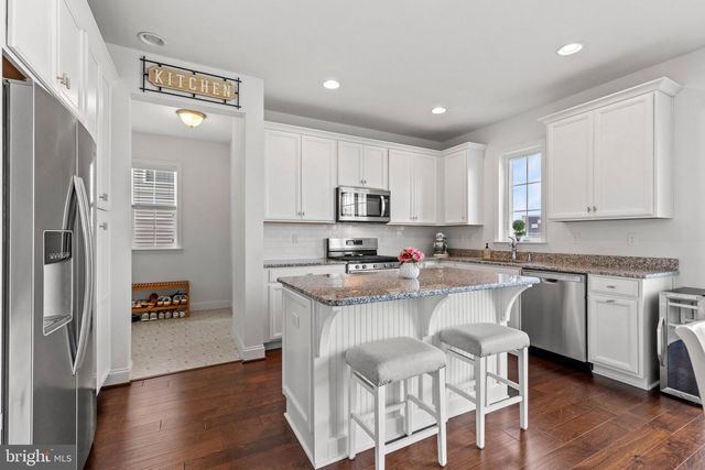 107 STONE RUN DR, Mechanicsburg, PA 17050