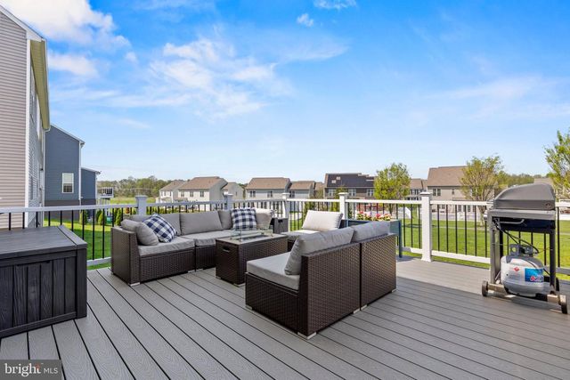 107 STONE RUN DR, Mechanicsburg, PA 17050