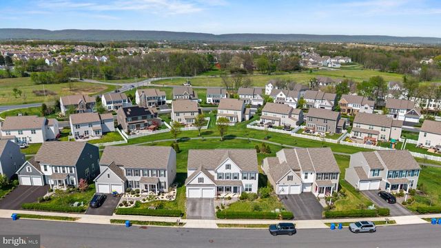 107 STONE RUN DR, Mechanicsburg, PA 17050
