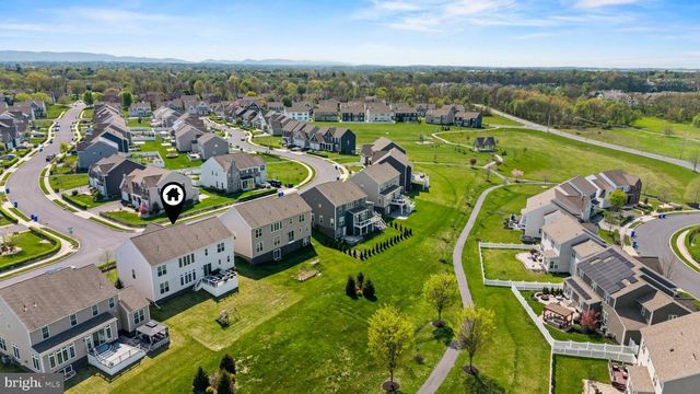 107 STONE RUN DR, Mechanicsburg, PA 17050