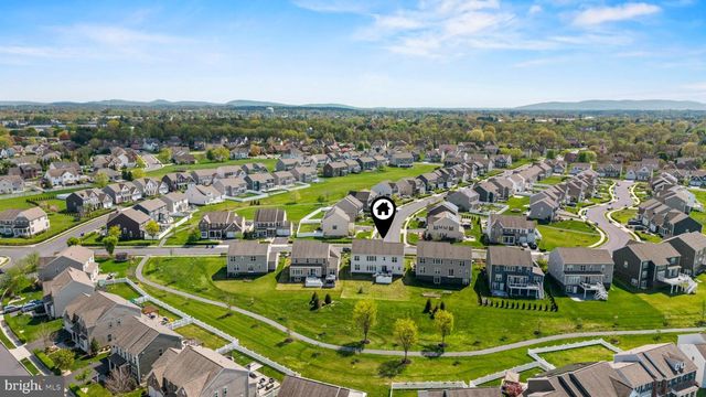 107 STONE RUN DR, Mechanicsburg, PA 17050