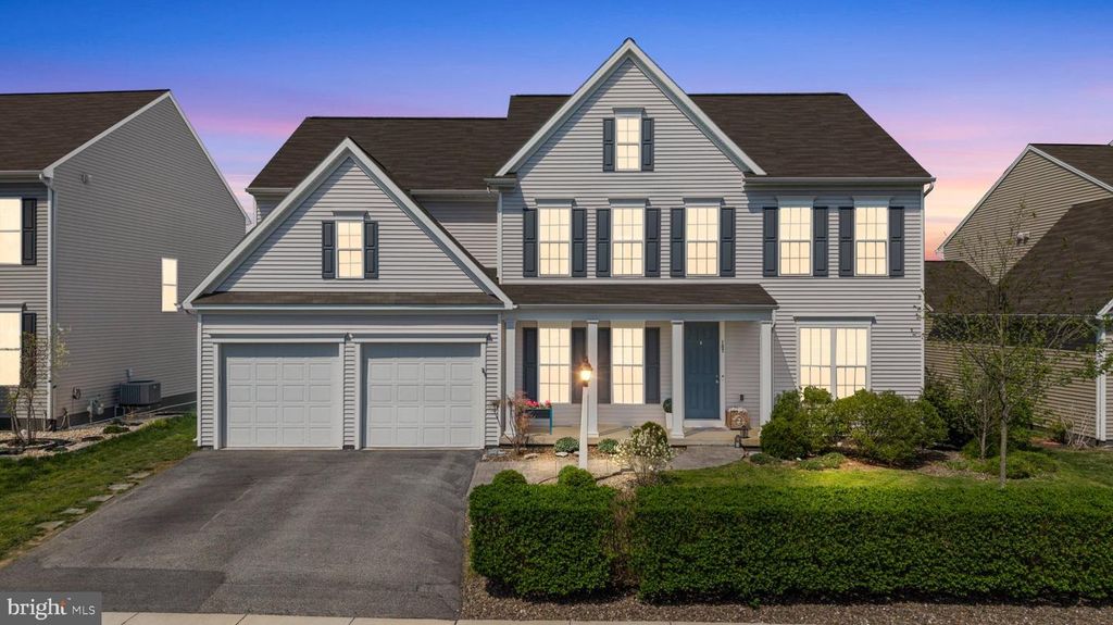 107 STONE RUN DR, Mechanicsburg, PA 17050