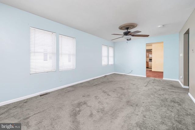 735 FRANCES AVE, West Deptford, NJ 08096