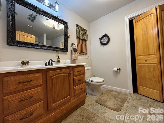 369 Pinecrest Circle, Troy, NC 27371