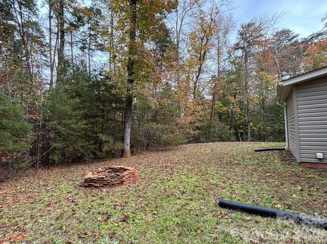 369 Pinecrest Circle, Troy, NC 27371