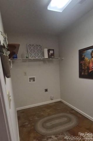 369 Pinecrest Circle, Troy, NC 27371