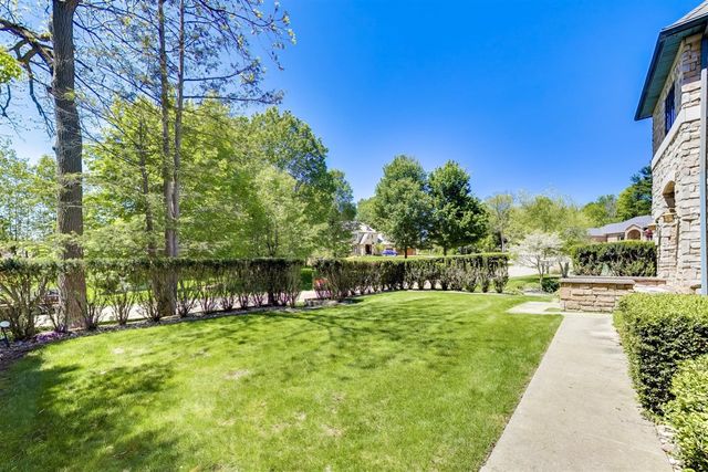 2287 Autumn Ridge, Saint Joseph, MI 49085