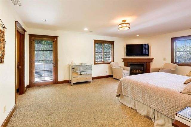 2287 Autumn Ridge, Saint Joseph, MI 49085
