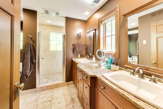 2287 Autumn Ridge, Saint Joseph, MI 49085