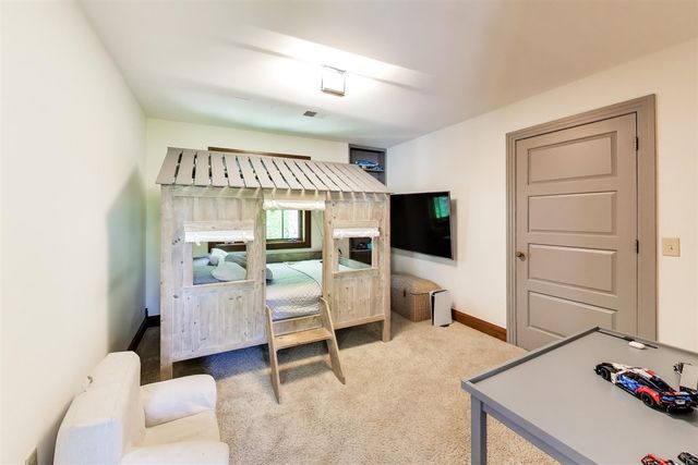 2287 Autumn Ridge, Saint Joseph, MI 49085