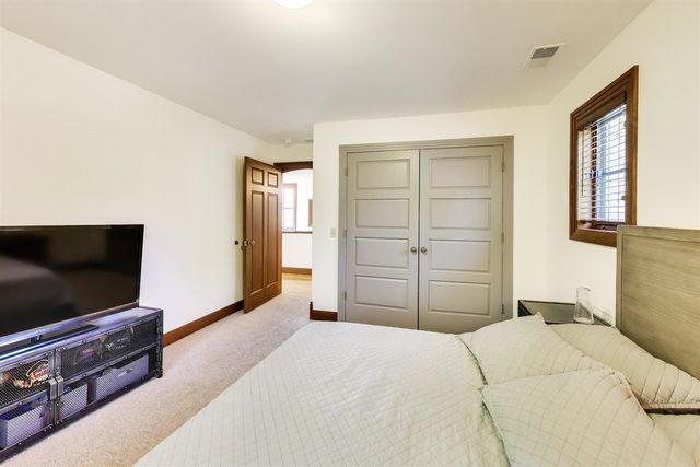 2287 Autumn Ridge, Saint Joseph, MI 49085