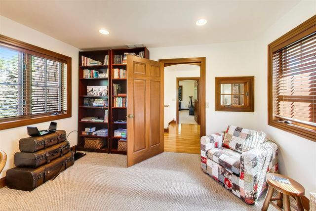 2287 Autumn Ridge, Saint Joseph, MI 49085