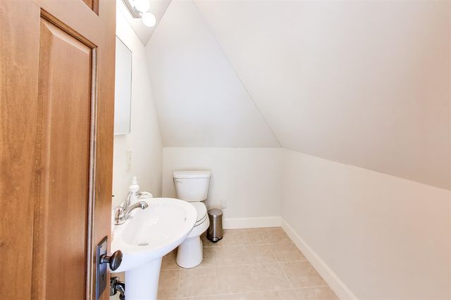 2287 Autumn Ridge, Saint Joseph, MI 49085