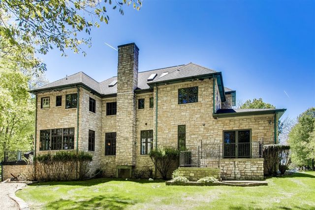2287 Autumn Ridge, Saint Joseph, MI 49085