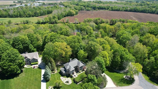 2287 Autumn Ridge, Saint Joseph, MI 49085