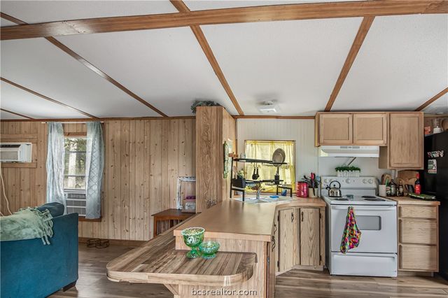 497 Blackberry Road, Somerville, TX 77879