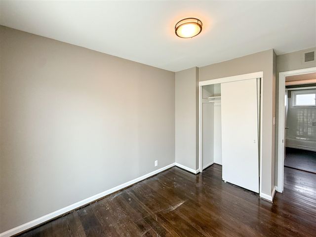 22203 Logue Avenue, Warren, MI 48091