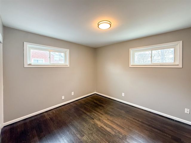 22203 Logue Avenue, Warren, MI 48091