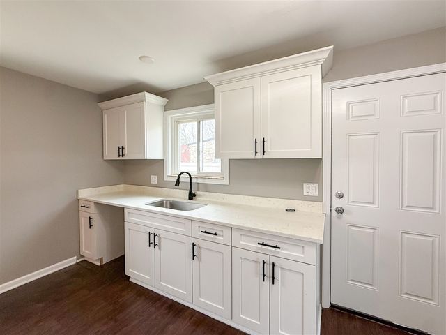 22203 Logue Avenue, Warren, MI 48091