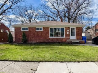 22203 Logue Avenue, Warren, MI 48091