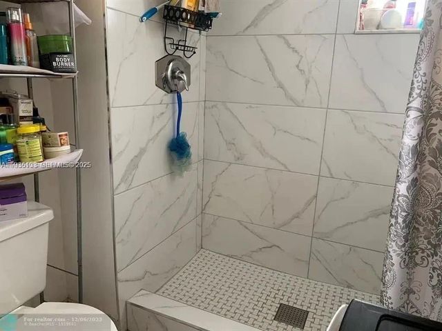 8020 Hampton Blvd 309, North Lauderdale, FL 33068