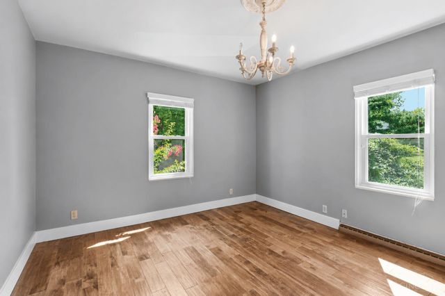 3605 E Galbraith Road, Amberley, OH 45236