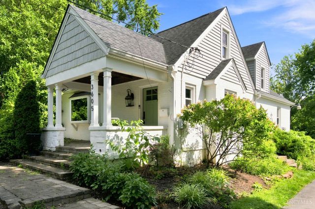 3605 E Galbraith Road, Amberley, OH 45236