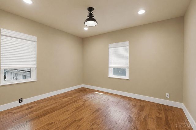 3605 E Galbraith Road, Amberley, OH 45236
