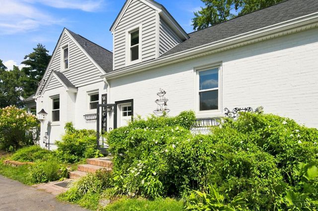 3605 E Galbraith Road, Amberley, OH 45236