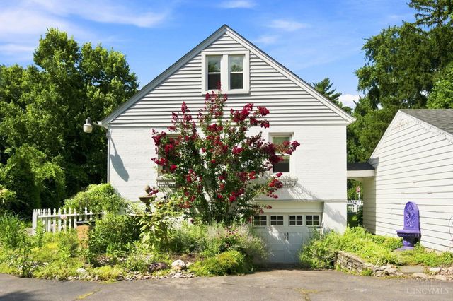 3605 E Galbraith Road, Amberley, OH 45236
