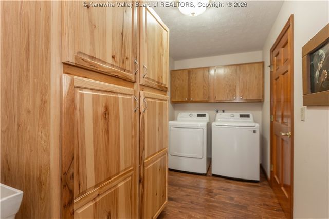 97 Willowood Circle, Hurricane, WV 25526