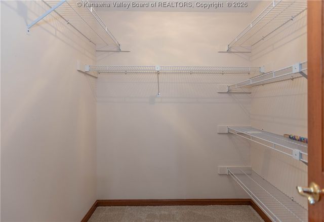 97 Willowood Circle, Hurricane, WV 25526