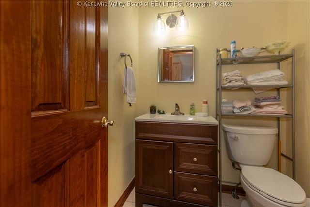 97 Willowood Circle, Hurricane, WV 25526