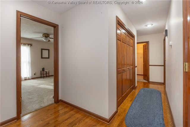 97 Willowood Circle, Hurricane, WV 25526