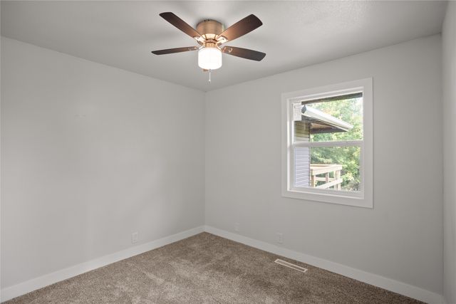 817 Roberts Terrace, Marshalltown, IA 50158