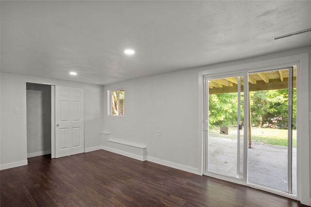 817 Roberts Terrace, Marshalltown, IA 50158