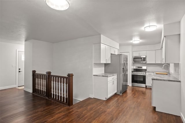 817 Roberts Terrace, Marshalltown, IA 50158