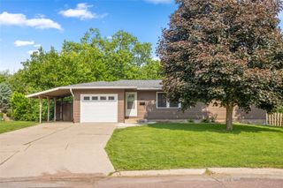 817 Roberts Terrace, Marshalltown, IA 50158