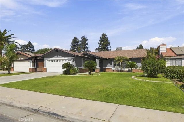 7708 Angoras Court, Bakersfield, CA 93308