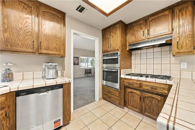 7708 Angoras Court, Bakersfield, CA 93308