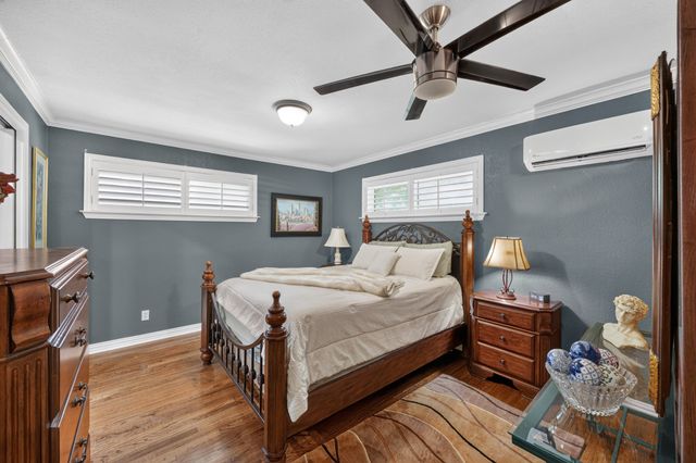 9840 Twin Creek Drive, Dallas, TX 75228