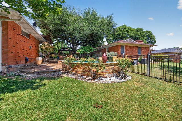 9840 Twin Creek Drive, Dallas, TX 75228
