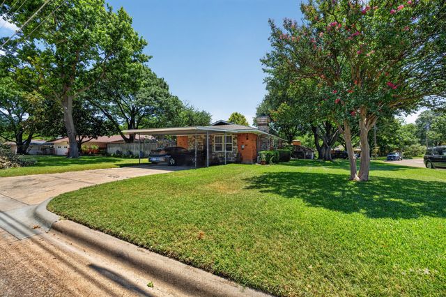 9840 Twin Creek Drive, Dallas, TX 75228