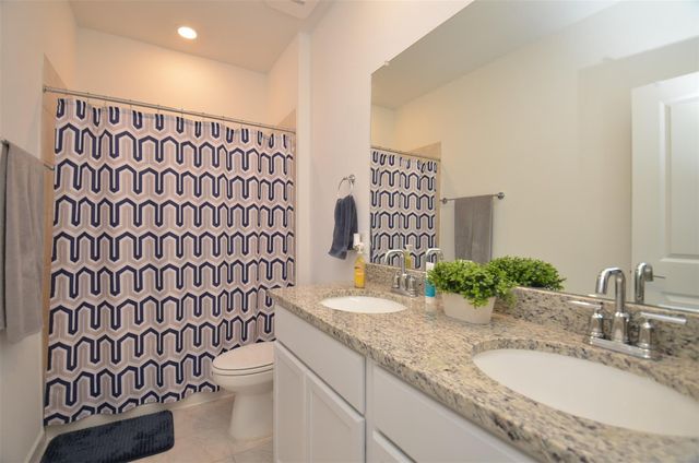 21830 Redwood Bluff Trail, Cypress, TX 77433